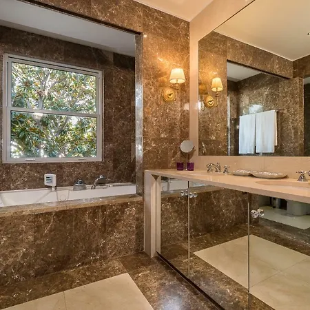 Luxury Ocean View In Villa Funchal (Madeira)